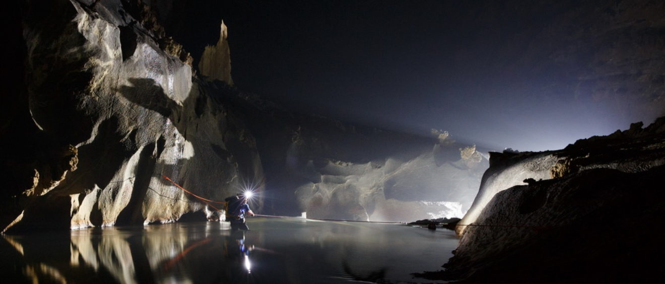 viajes de aventura, espeleología en vietnam, rutas por las cuevas
